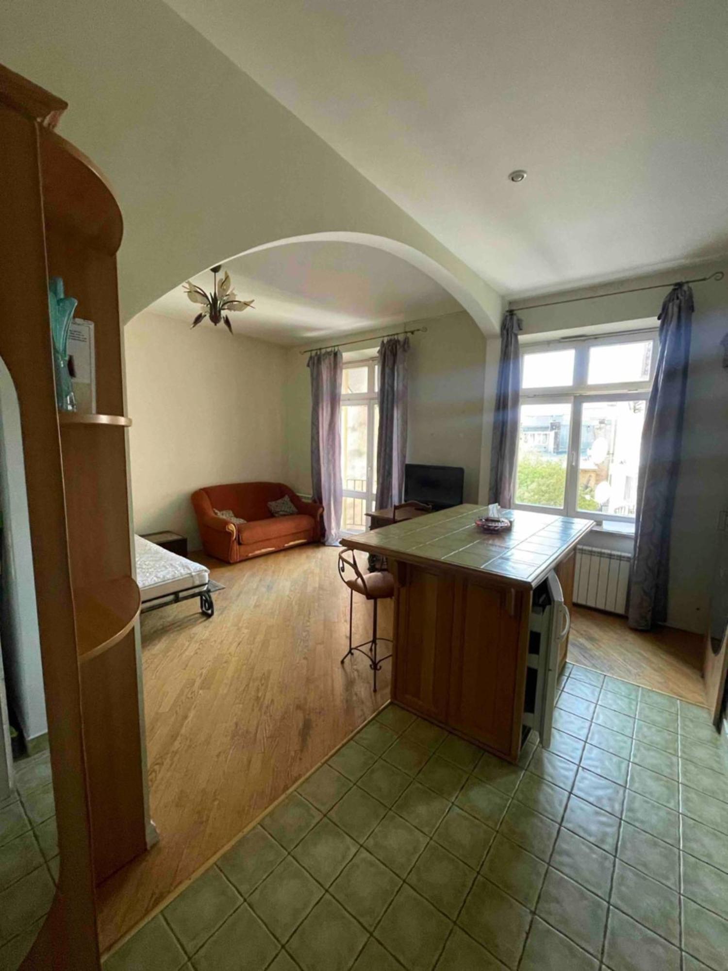 Guest Rooms Leopoli Esterno foto